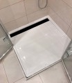 flache Duschwanne Duschtasse Viereck Ajax weiß 90x90x4,5 cm schwarze Abdeckplatte white black (id: 1278)