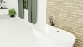 Freistehende Standbadewanne Badewanne Acryl 165 x 80 cm Ab- und Überlauf Adele + Tisch Badbank Bambus Lago