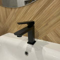 Waschtischarmatur Badarmatur Parma BLACK für Waschbecken schwarz (id: 667)