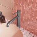 Waschtischarmatur hohe Armatur Wasserhahn Badarmatur Delta Pi schwarz gold chrom TOP Qualität (id: 2328)