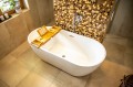 Freistehende Standbadewanne Badewanne Acryl 170 x 77 cm Ab- und Überlauf Click Clack Elena + ABLAGE BADEWANNENBRETT